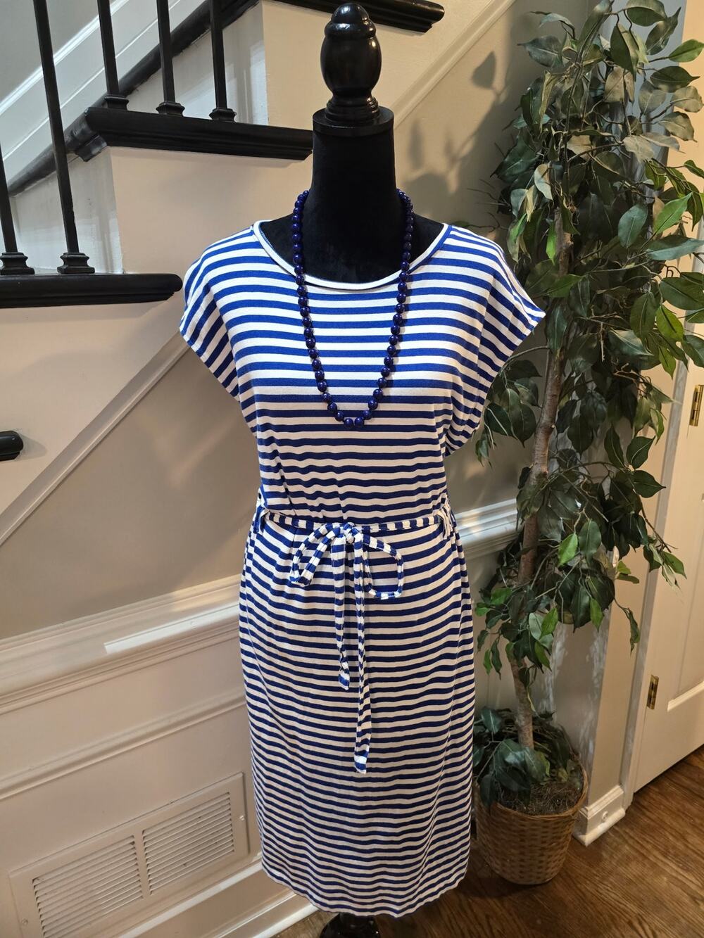 Sonoma Midi Dress Womens SZ 1X Blue/White Striped Tie-Waist Side Slit Round Neck